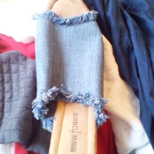 Minnetonka blue denim platform shoes size 10